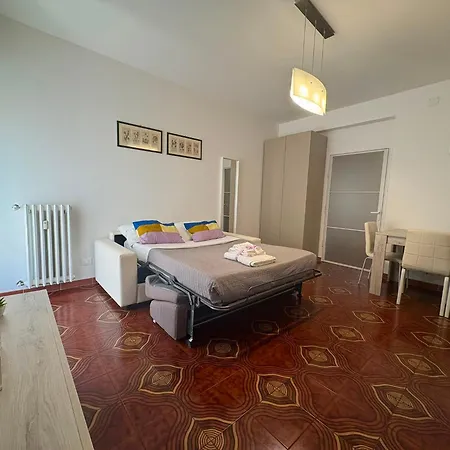 Appio Latino Appartement *